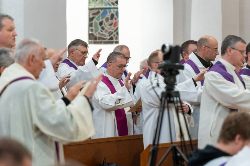 2025_10_27_gyurosovics temetes_32.jpg